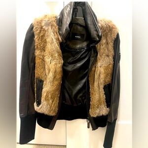 NEW women’s Rudsak hooded black leather jacket with Rabbit fur